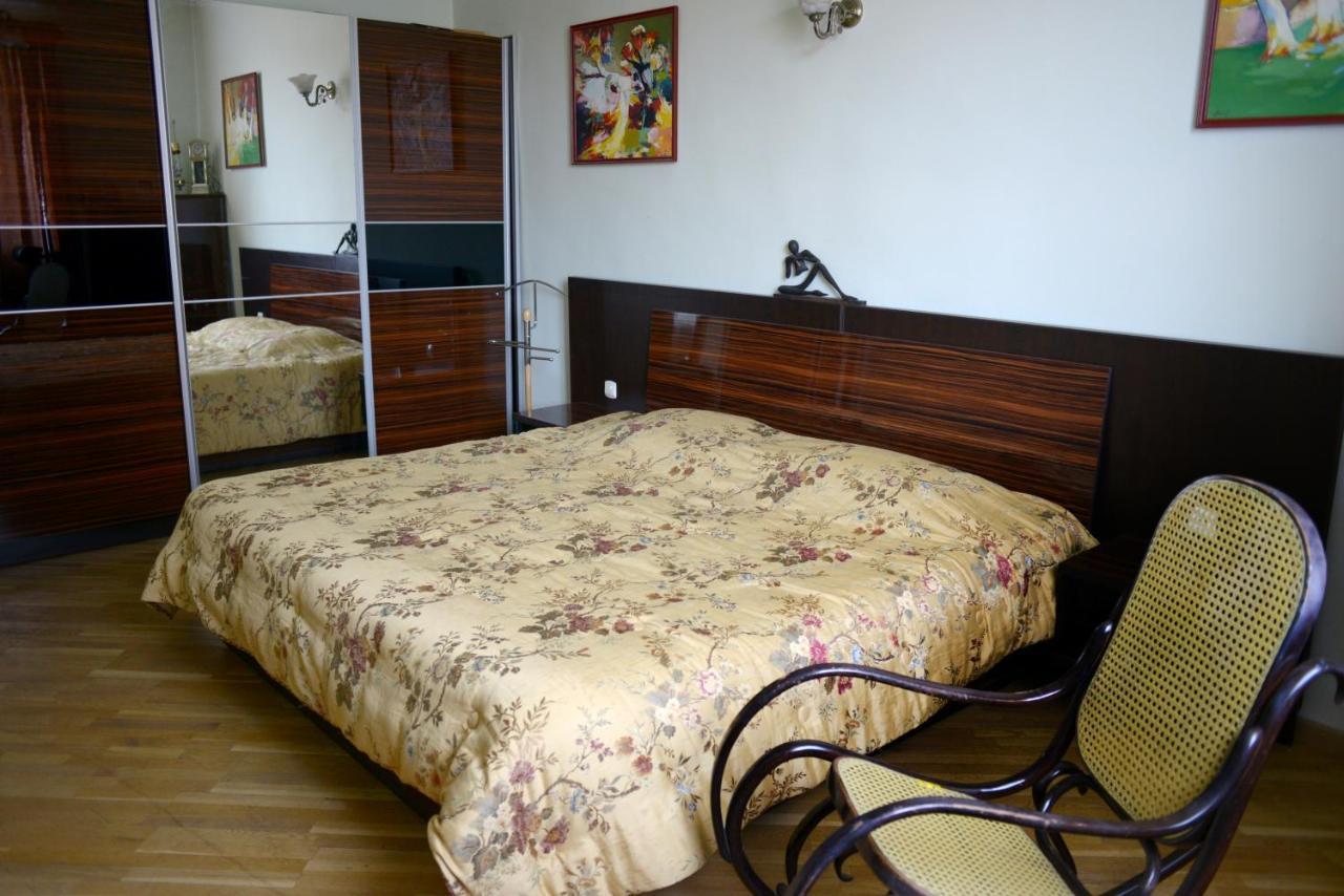 Bright And Modern 4Br Apartment - Center Of 예레반 외부 사진