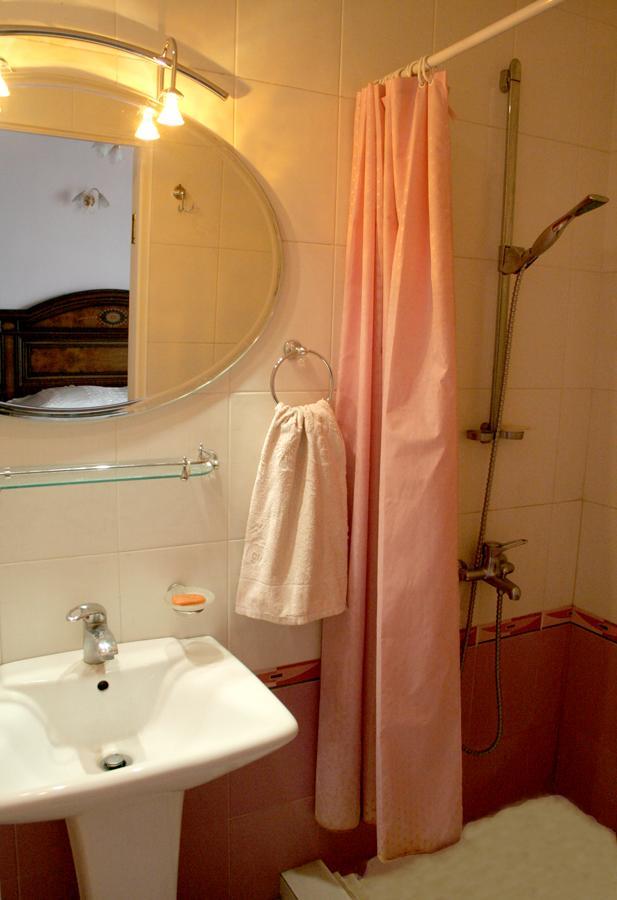 Bright And Modern 4Br Apartment - Center Of 예레반 외부 사진