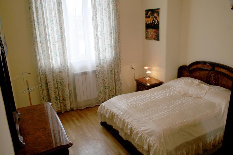 Bright And Modern 4Br Apartment - Center Of 예레반 외부 사진
